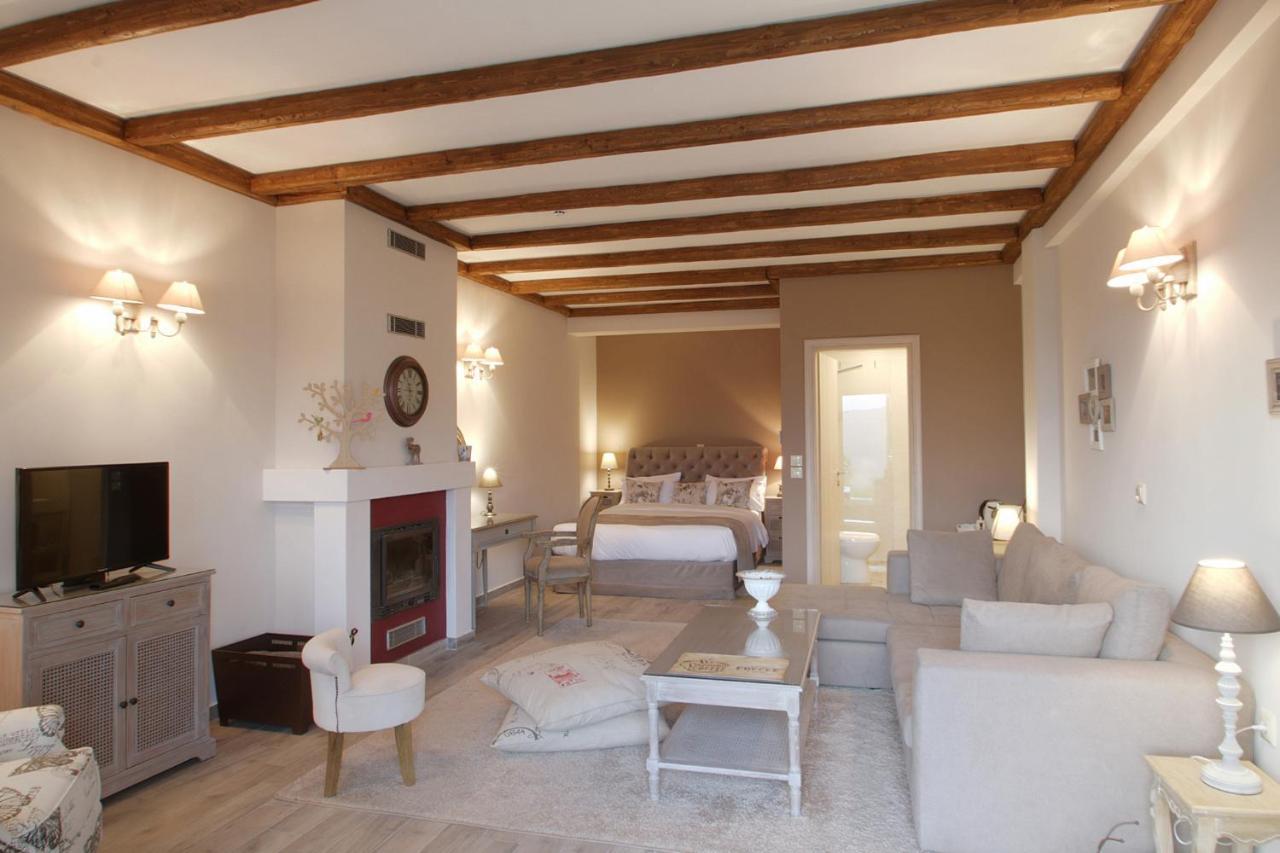 Almondhouse Suites With Fireplace - Adults Only Αράχωβα Εξωτερικό φωτογραφία